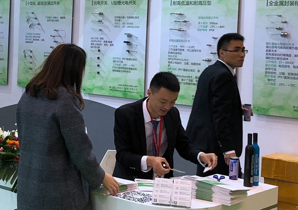 中部制博會現(xiàn)場快訊 德夫爾成展會亮點